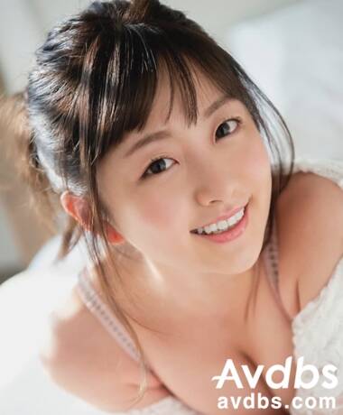 아오조라 히카리 / 평온한 미소가 예쁜 천진난만한 미소녀 | AVDBS